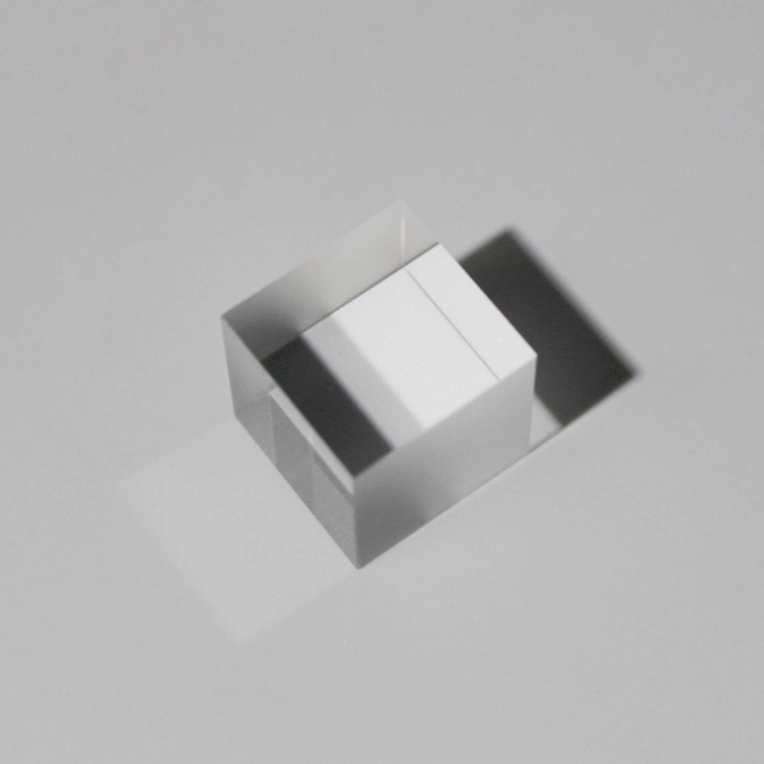 China Wholesale Manufacturer Direct Sale Optical Fused Silica Cube Prism