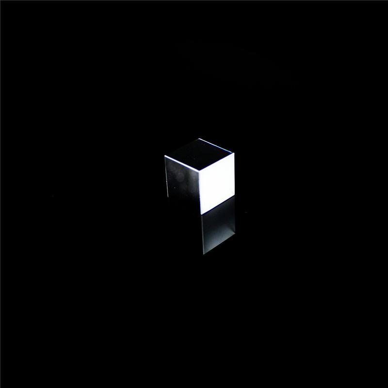 Beamsplitter cube