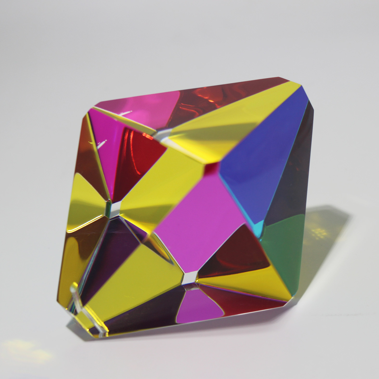 Wholesale Interior Decoration Prisms High Quality Acrylic Color Octahedral Prism