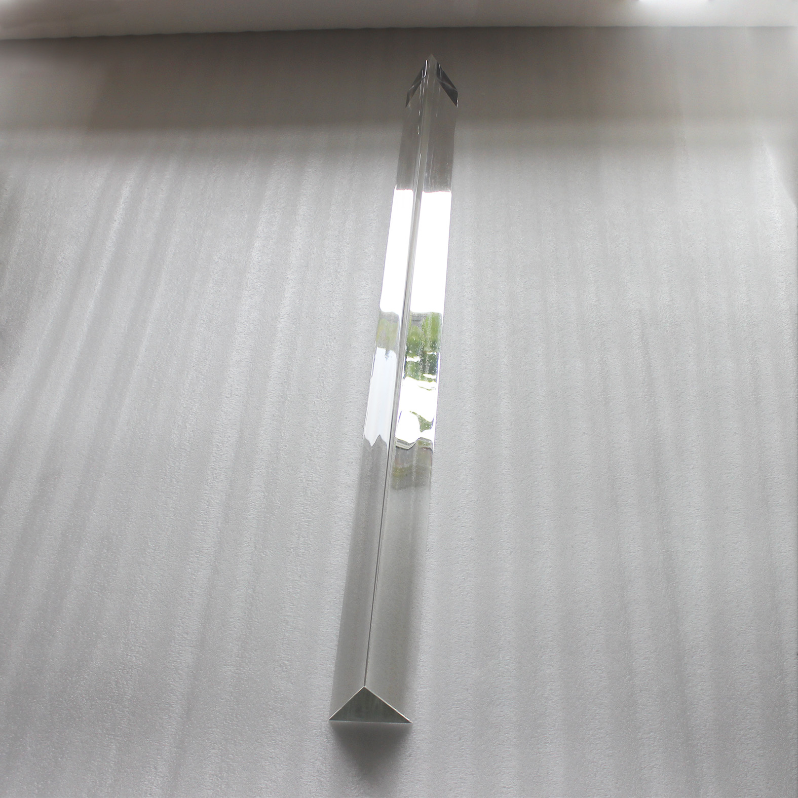 Popular Wholesale Optical Crystal Glass Equilateral 1400mm Large Triangular Prism