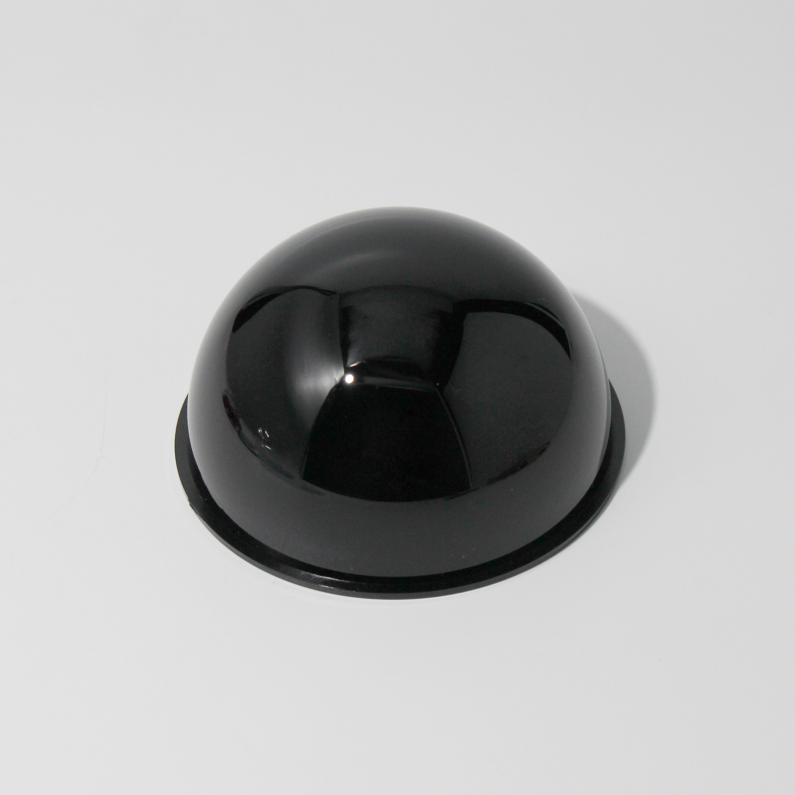 High Quality 900nm Hardened PC Material Black Flange Dome Lens